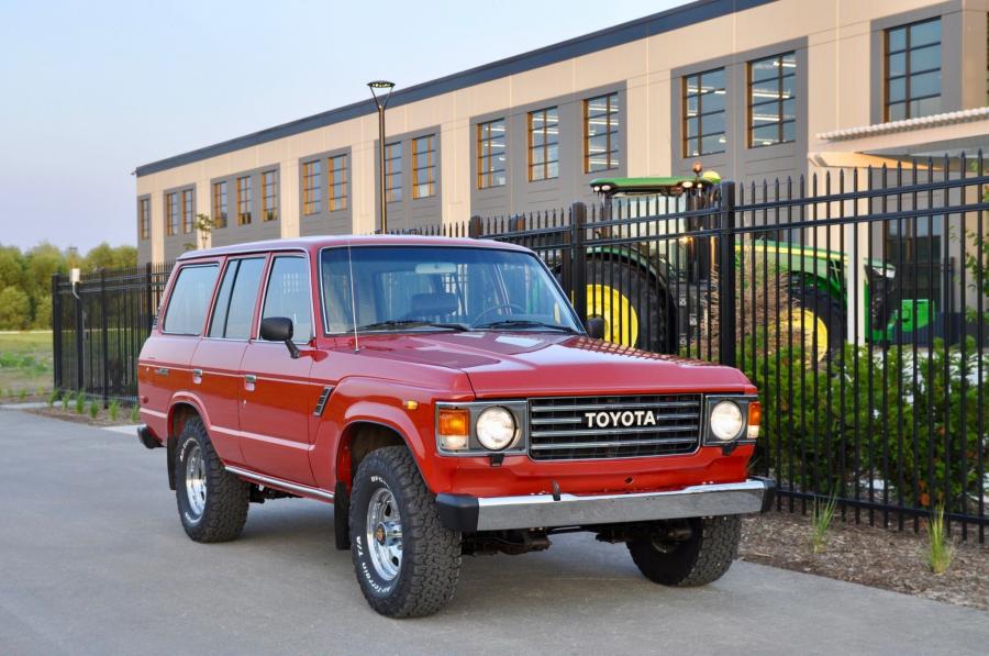  Toyota Land Cruiser 60 (FJ60) 1984 года  (NA) (фото 2 из 251)